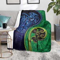 New Zealand Matariki Fern Frond Koru Blanket with Galaxy Blue Sky and Green Paua Shell Art LT03 - Polynesian Pride