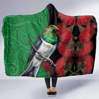New Zealand Kereru And Pohutukawa Hooded Blanket Maori Tribal Tattoo LT03 One Size Black - Polynesian Pride