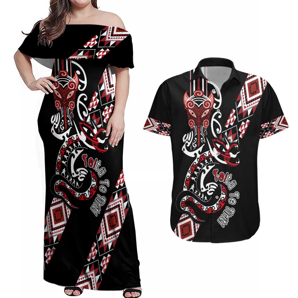Aotearoa Toitu Te Tiriti-Honour the Treaty Couples Matching Off Shoulder Maxi Dress and Hawaiian Shirt Maori Taniwha Haka with Taniko and Tukutuku LT03 Black - Polynesian Pride