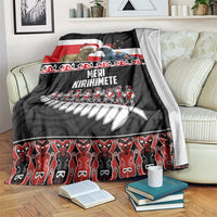 New Zealand Meri Kirihimete Blanket Christmas Tui Bird and Kea Bird - Haka Santa with Maori Koru Art Pattern LT03 Black - Polynesian Pride