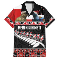 New Zealand Meri Kirihimete Family Matching Long Sleeve Bodycon Dress and Hawaiian Shirt Christmas Tui Bird and Kea Bird - Haka Santa with Maori Koru Art Pattern LT03 Dad's Shirt - Short Sleeve Black - Polynesian Pride