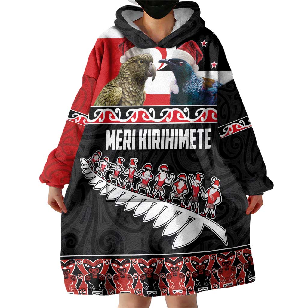 New Zealand Meri Kirihimete Wearable Blanket Hoodie Christmas Tui Bird and Kea Bird - Haka Santa with Maori Koru Art Pattern LT03 - Polynesian Pride