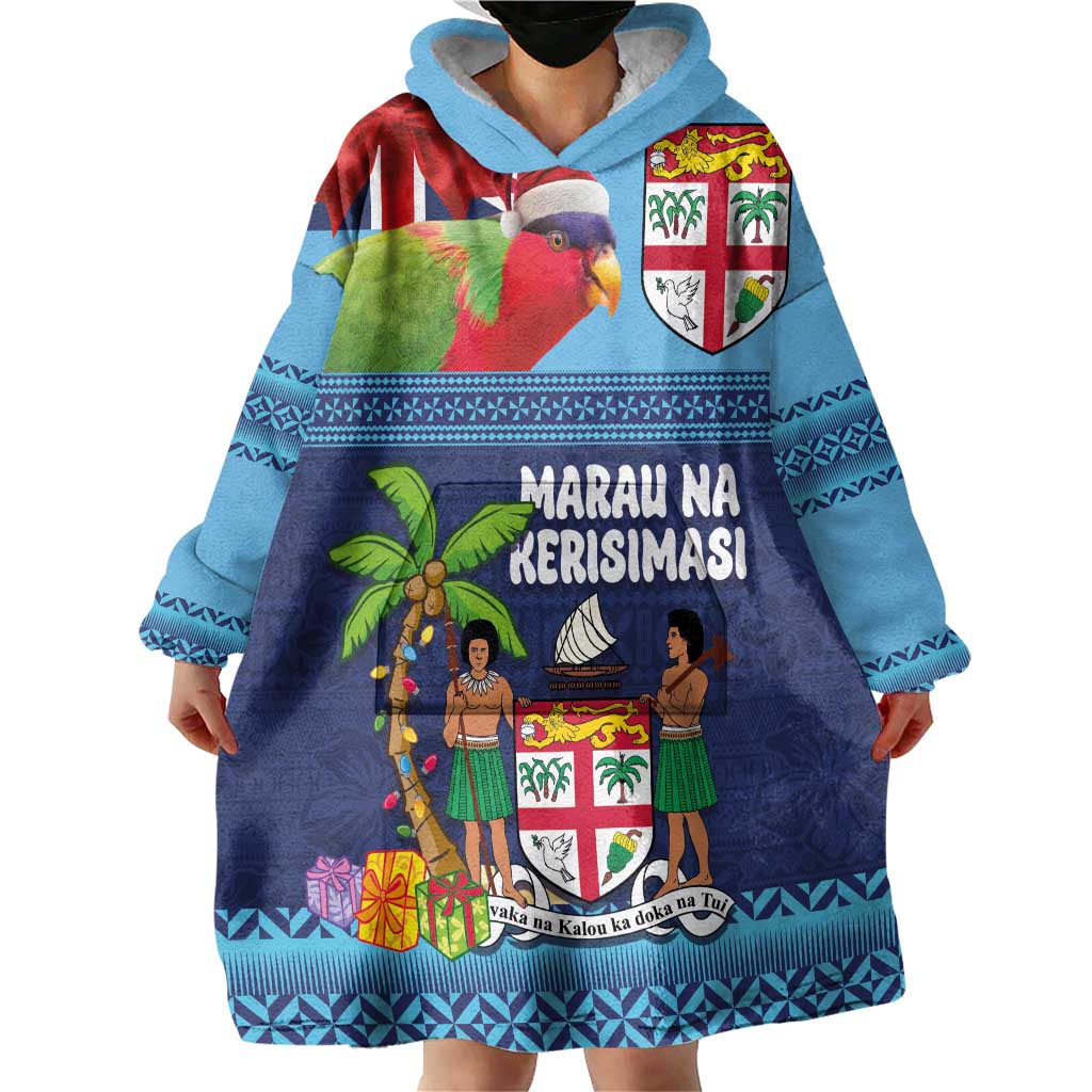 Fiji Marau na Kerisimasi Wearable Blanket Hoodie Christmas Collared Lory - Fiji Emblems and Xmas Palm Tree Tapa Art Pattern LT03 - Polynesian Pride