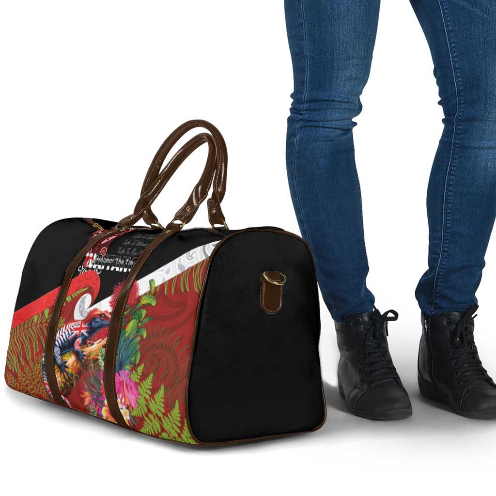 Aotearoa Toitu Te Tiriti Travel Bag Waitangi-Honour The Treaty NZ Tuatara and Plants LT03 - Polynesian Pride