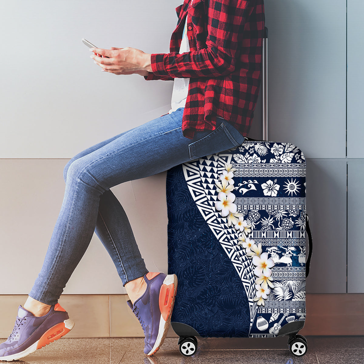 Hawaii Plumeria Tribal Vintage Luggage Cover Special Blue