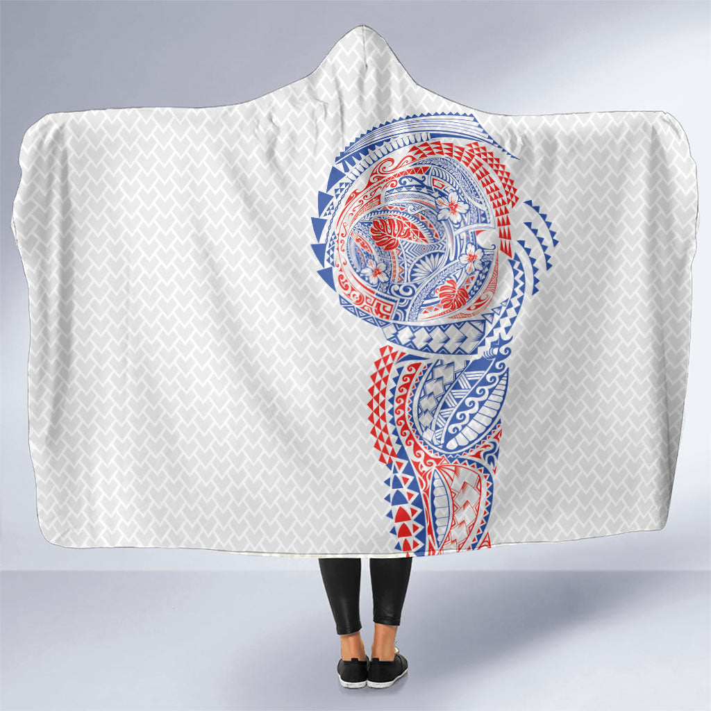 Hawaiian Traditional Tattoos Hooded Blanket Kakau Tribal Tropical Plant Motif Hawaii Flag Color Inspired LT03 One Size Multicolor - Polynesian Pride