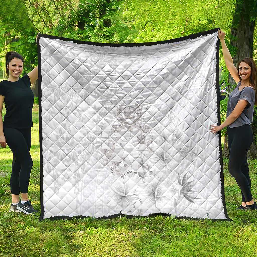 Tonga Faka Sepitema Quilt Ngatu and Floral Pattern with Blooming Hibiscus LT03 - Polynesian Pride