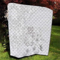 Tonga Faka Sepitema Quilt Ngatu and Floral Pattern with Blooming Hibiscus LT03 - Polynesian Pride