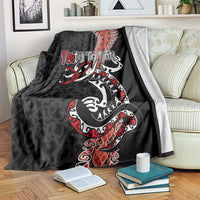 Aotearoa Toitu Te Tiriti Blanket Maori Taniwha Haka - Honour the Treaty LT03 Black - Polynesian Pride