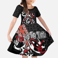 Aotearoa Toitu Te Tiriti Family Matching Off Shoulder Maxi Dress and Hawaiian Shirt Maori Taniwha Haka - Honour the Treaty LT03 Daughter's Dress Black - Polynesian Pride