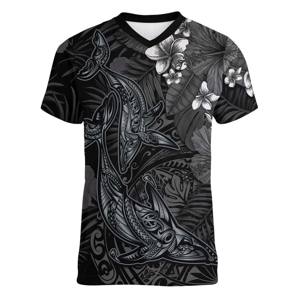 Hawaiian Tropical Plants and Tribal Whales Women V-Neck T-Shirt Polynesian Art Tattoo Grayscale LT03 Female Black - Polynesian Pride