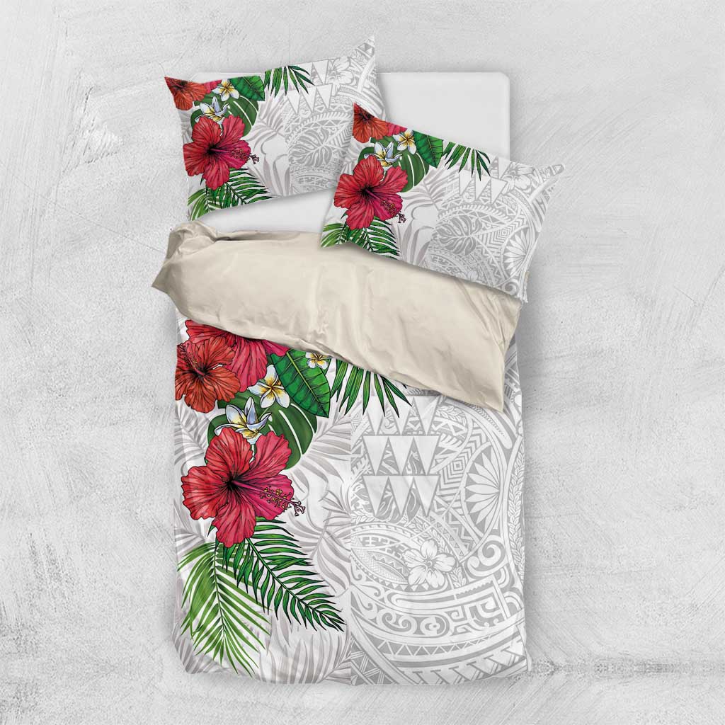 Hawaiian Tropical Plants Bedding Set Kakau Tattoo and Polynesian Pattern Half White Color