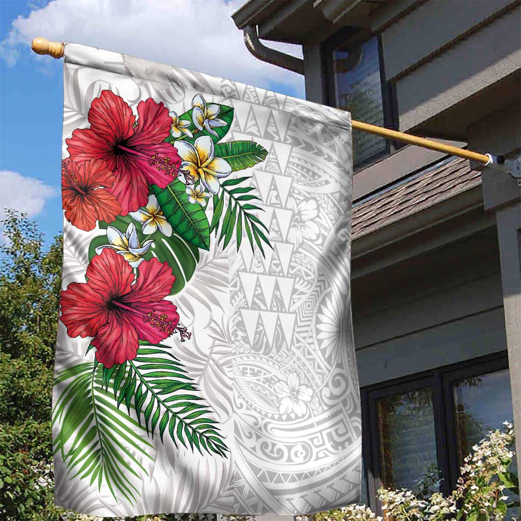 Hawaiian Tropical Plants Garden Flag Kakau Tattoo and Polynesian Pattern Half White Color