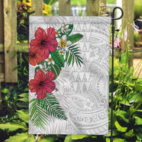 Hawaiian Tropical Plants Garden Flag Kakau Tattoo and Polynesian Pattern Half White Color