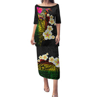 Hawaii Plumeria Family Matching Puletasi and Hawaiian Shirt Polynesian Tattoo and Hibiscus LT03 Mom's Dress Black - Polynesian Pride