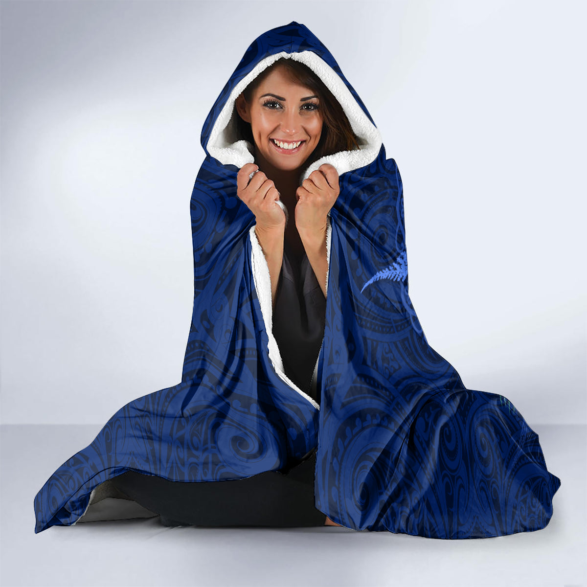 New Zealand Tuatara Hooded Blanket Silver Fern Hibiscus and Tribal Maori Pattern Blue Color LT03 - Polynesian Pride