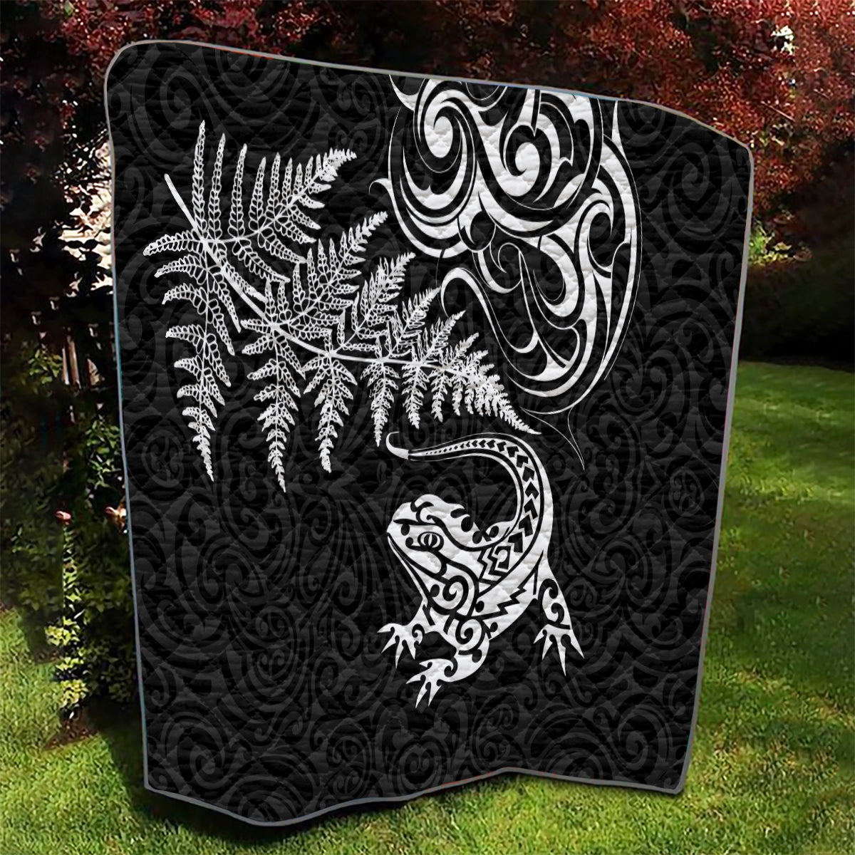 New Zealand Tuatara Tribal Tattoo Quilt Silver Fern and Maori Pattern Black Color LT03 - Polynesian Pride