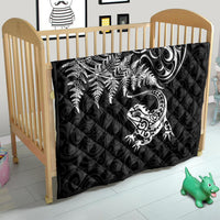 New Zealand Tuatara Tribal Tattoo Quilt Silver Fern and Maori Pattern Black Color LT03 - Polynesian Pride