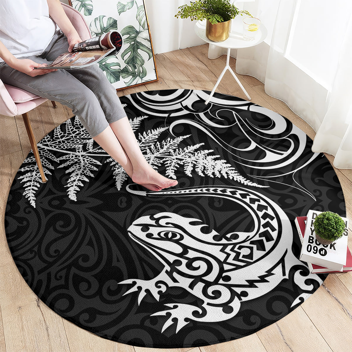 New Zealand Tuatara Tribal Tattoo Round Carpet Silver Fern and Maori Pattern Black Color LT03 - Polynesian Pride