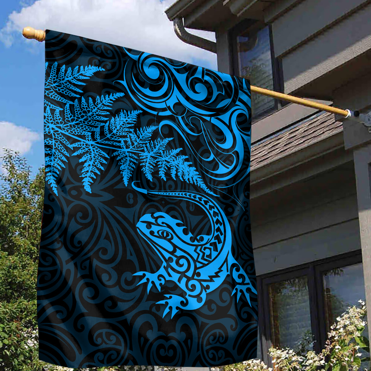 New Zealand Tuatara Tribal Tattoo Garden Flag Silver Fern and Maori Pattern Blue Color LT03 - Polynesian Pride