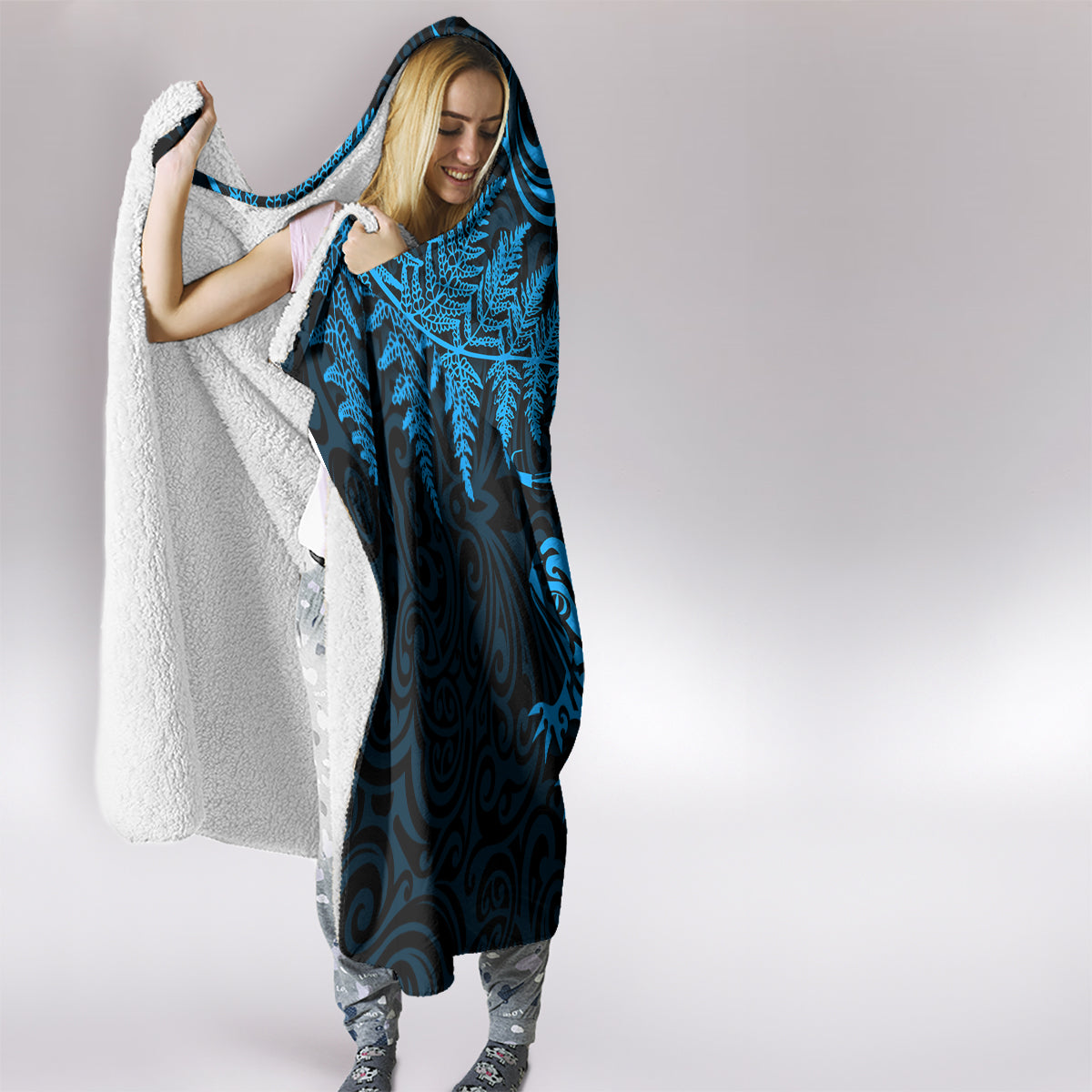 New Zealand Tuatara Tribal Tattoo Hooded Blanket Silver Fern and Maori Pattern Blue Color LT03 - Polynesian Pride