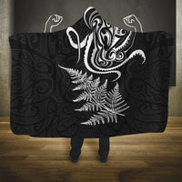 New Zealand Octopus Tattoo and Fern Hooded Blanket Maori Pattern LT03 One Size Black - Polynesian Pride