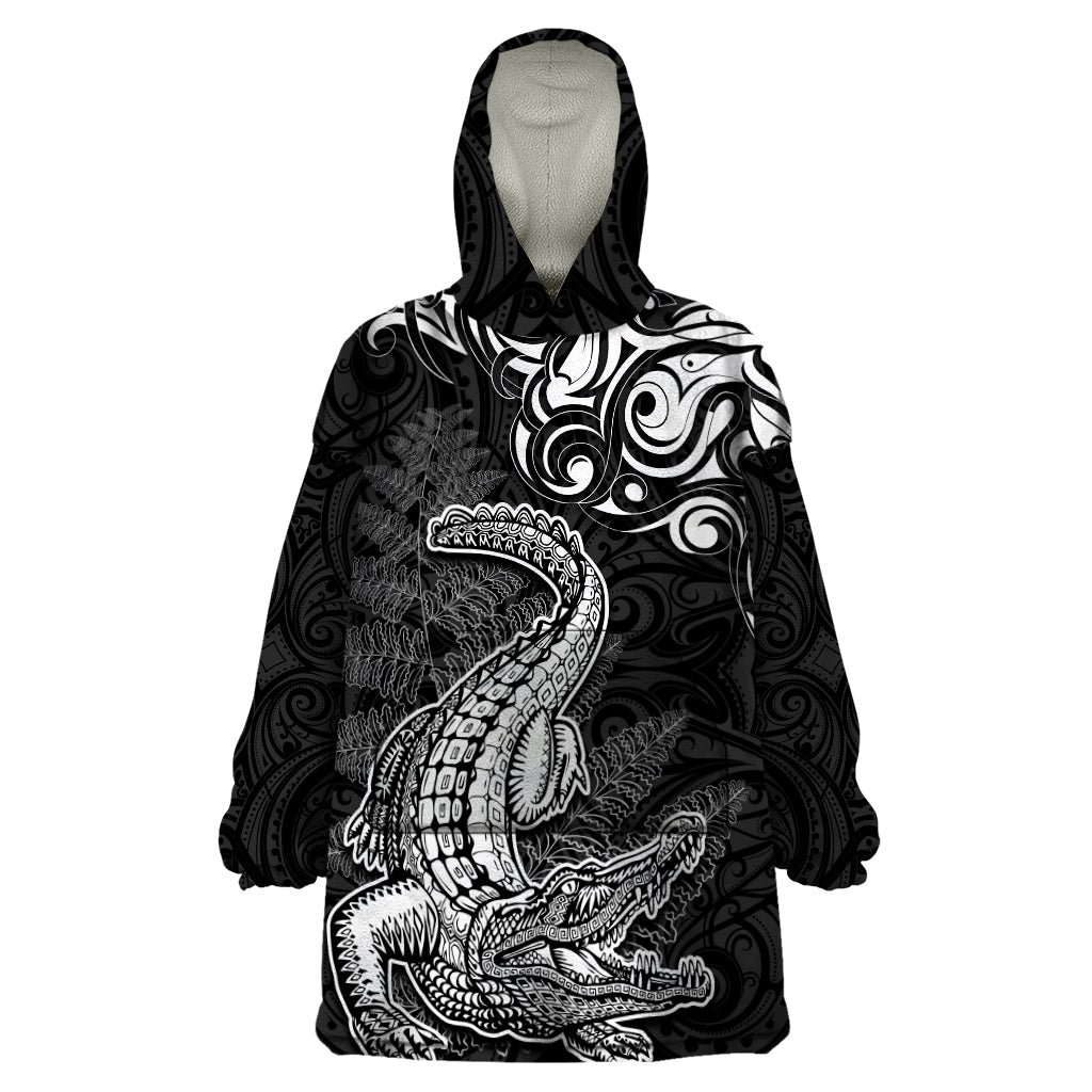 New Zealand Crocodile Tattoo and Fern Wearable Blanket Hoodie Maori Pattern LT03 One Size Black - Polynesian Pride