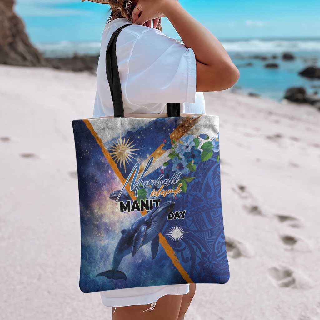 Marshall Islands Manit Day Tote Bag Grunge National Flag with Whales and Tribal Tattoos LT03 - Polynesian Pride