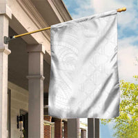 Niue White Sunday Garden Flag Hiapo Tribal Art Tattoos - Polynesian Pride