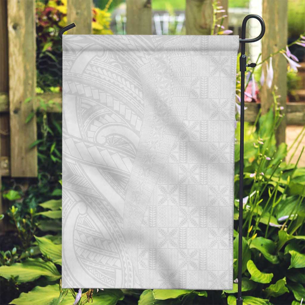 Niue White Sunday Garden Flag Hiapo Tribal Art Tattoos - Polynesian Pride