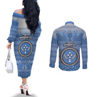 Kosrae Christmas Couples Matching Off The Shoulder Long Sleeve Dress and Long Sleeve Button Shirts Coat of Arms Beautiful Merry Xmas Snowflake LT03 - Polynesian Pride