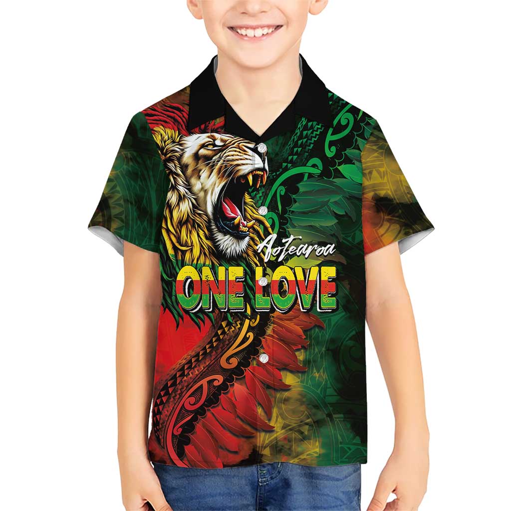 Aotearoa One Love Family Matching Off Shoulder Maxi Dress and Hawaiian Shirt Reggae Lion with Kakahu Huruhuru LT03 Son's Shirt Black - Polynesian Pride