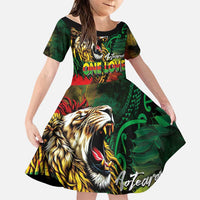 Aotearoa One Love Family Matching Summer Maxi Dress and Hawaiian Shirt Reggae Lion with Kakahu Huruhuru LT03 Daughter's Dress Black - Polynesian Pride