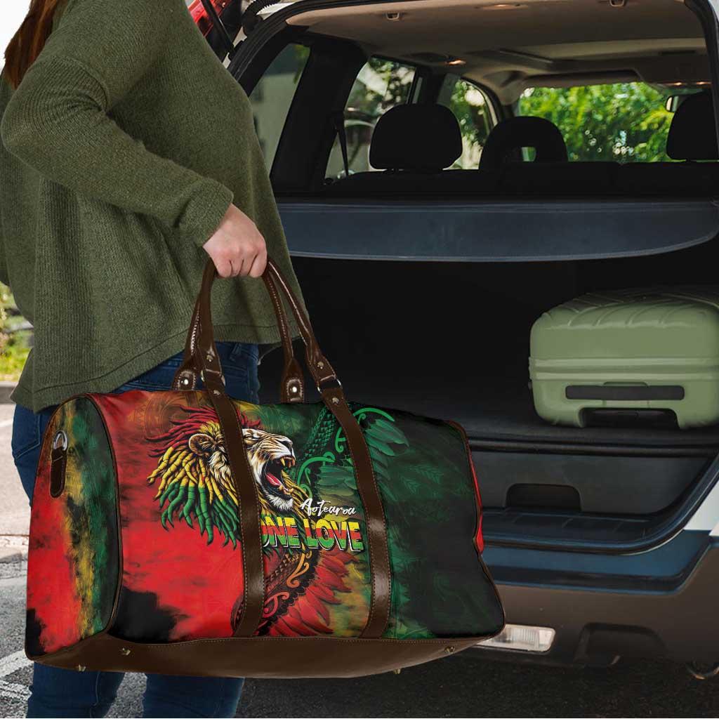 Aotearoa One Love Travel Bag Reggae Lion with Kakahu Huruhuru