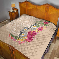 Hawaiian Tropical Flowers and Tribal Turtles Quilt Polynesian Art Motifs Beige Color LT03 - Polynesian Pride