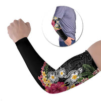 Hawaiian Tropical Flowers and Tribal Turtles Arm Sleeves Polynesian Art Motifs Black Color LT03 Set of 2 Black - Polynesian Pride