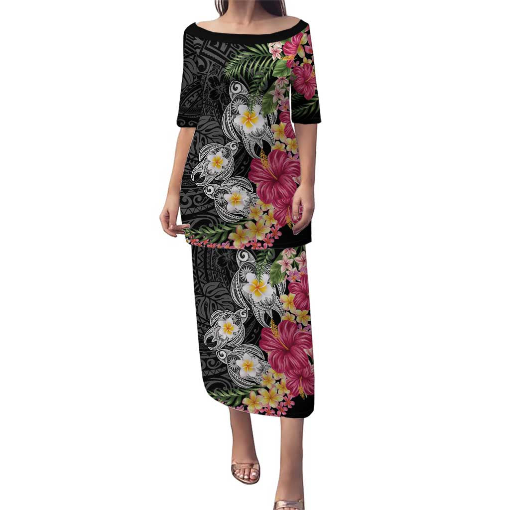 Hawaiian Tropical Flowers and Tribal Turtles Family Matching Puletasi and Hawaiian Shirt Polynesian Art Motifs Black Color LT03 Mom's Dress Black - Polynesian Pride