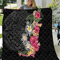 Hawaiian Tropical Flowers and Tribal Turtles Quilt Polynesian Art Motifs Black Color LT03 Black - Polynesian Pride