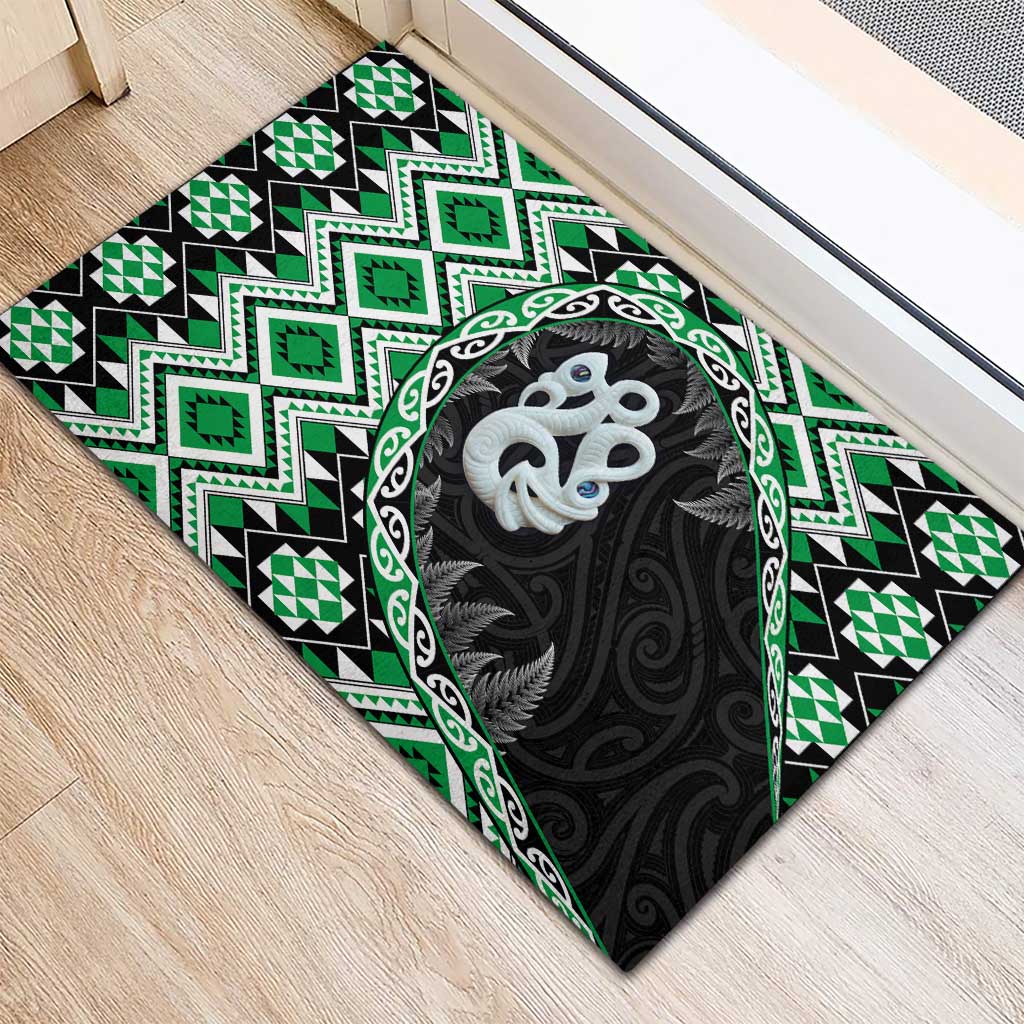 Green Taniko Motif Aotearoa Manaia and Silver Fern Rubber Doormat