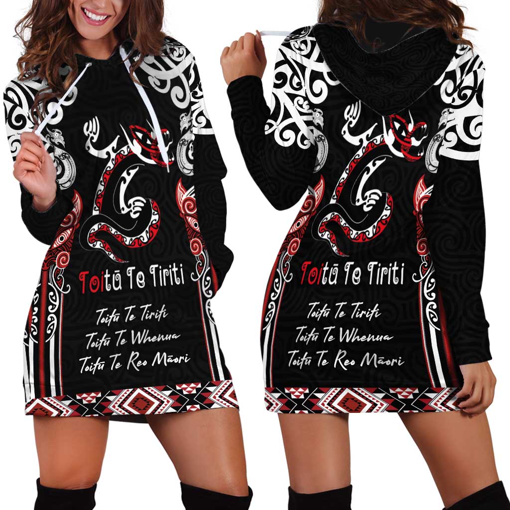 Aotearoa Toitu Te Tiriti-Maori Taniwha Hoodie Dress Toitu Te Whenua Toitu Te Reo Maori LT03 - Polynesian Pride