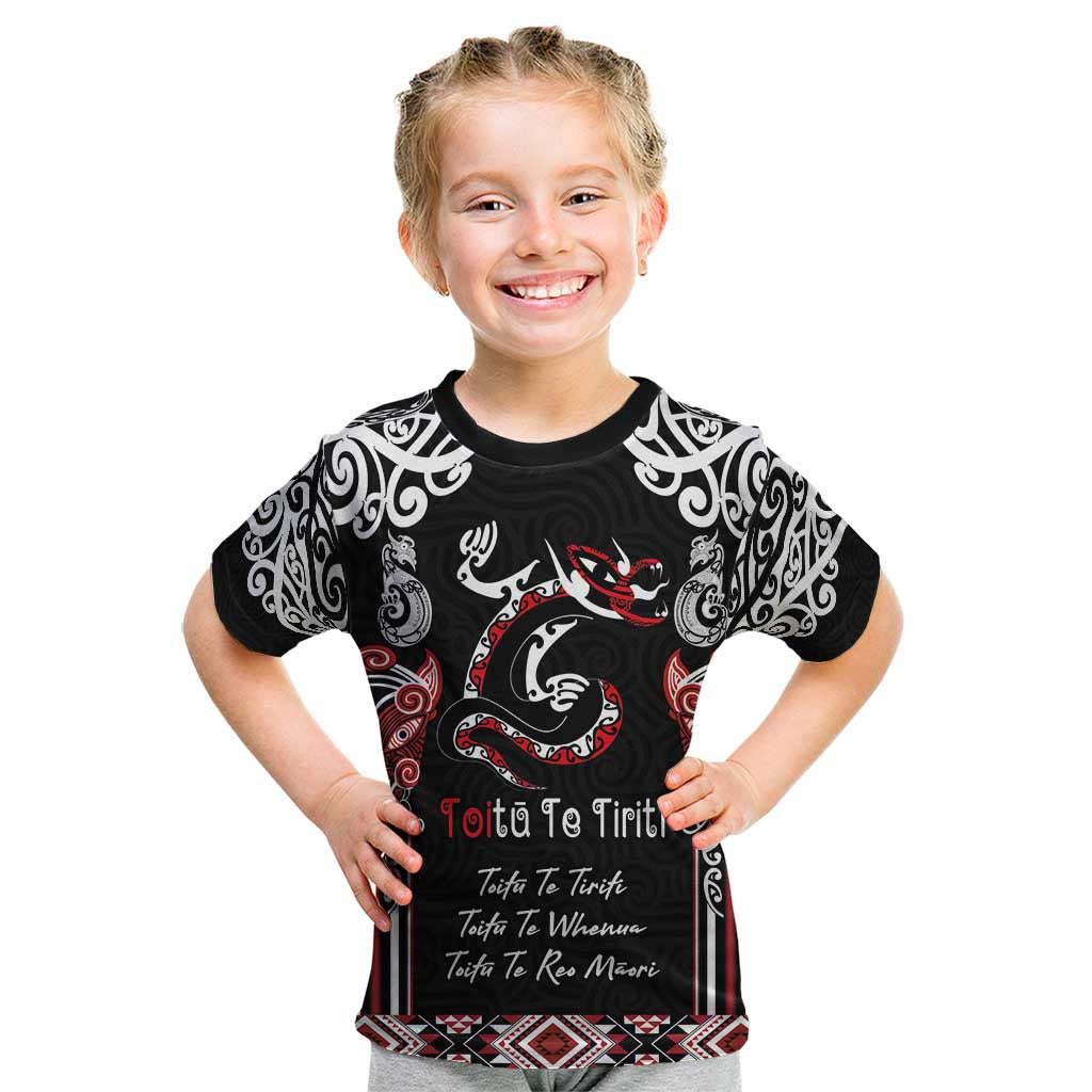 Aotearoa Toitu Te Tiriti-Maori Taniwha Kid T Shirt Toitu Te Whenua Toitu Te Reo Maori LT03 Black - Polynesian Pride