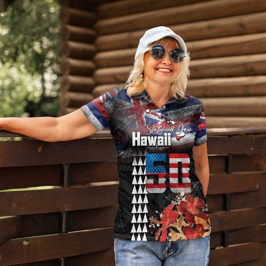 Hawaii Statehood Day Women Polo Shirt 50th state of the United States Kakau Tattoos and Hibiscus Grunge - Polynesian Pride
