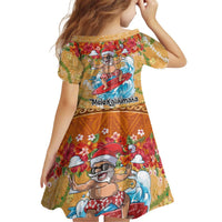 Hawaii Mele Kalikimaka Kid Short Sleeve Dress Funny Santa Claus Surfing on Tropical Plants LT03 - Polynesian Pride