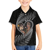 New Zealand Valentine Day Family Matching Off Shoulder Long Sleeve Dress and Hawaiian Shirt Aotearoa Warrior and Woman Love Heart Maori Pattern LT03 Son's Shirt Black - Polynesian Pride