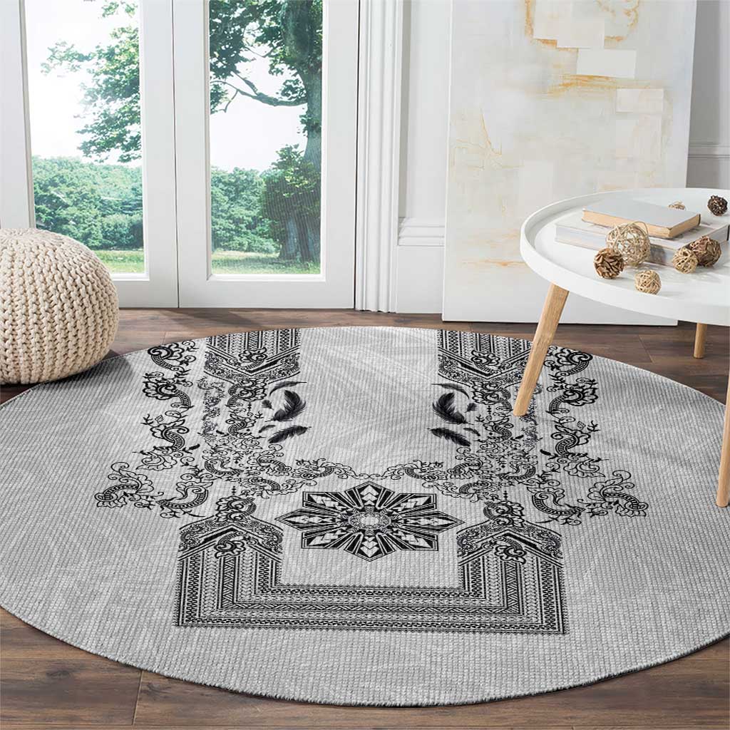Philippines Barong Style Round Carpet with Polynesian Art and Leaf Motif Black-White Color
