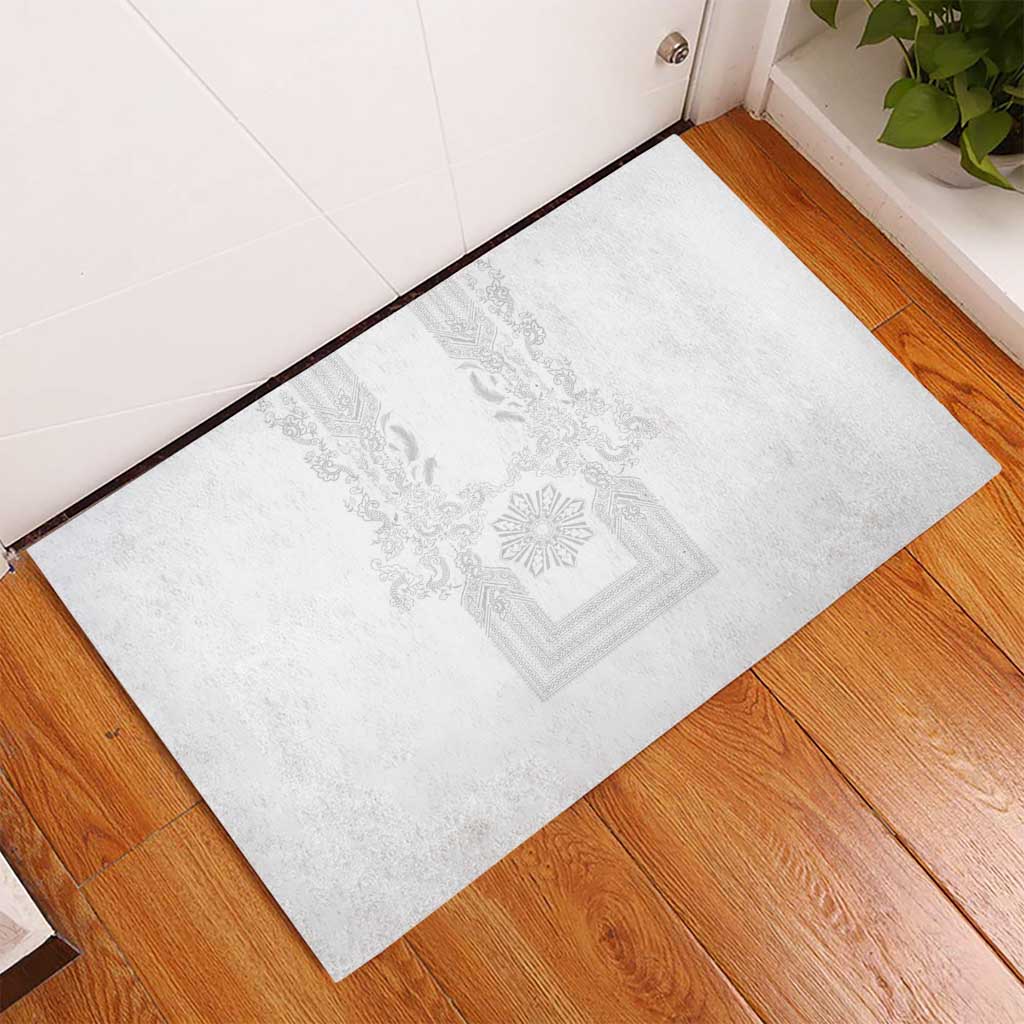 Philippines Barong Style Rubber Doormat with Polynesian Art and Leaf Motif White Color
