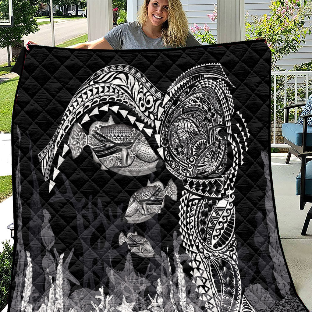 Hawaiian Reef Triggerfish Quilt Polynesian Art with Tribal Humuhumunukunukuapua'a LT03 Black - Polynesian Pride
