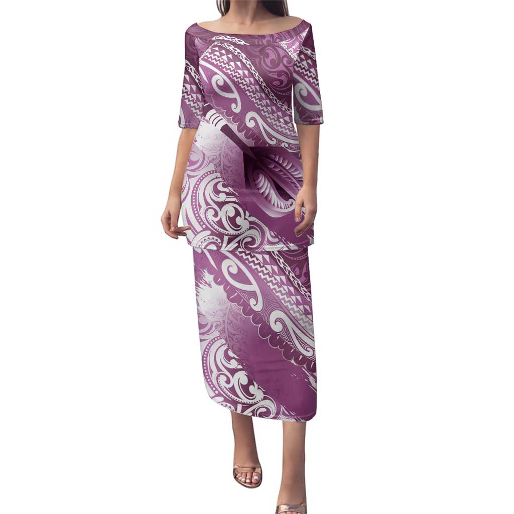 Personalised New Zealand Aotearoa Darts Masters Family Matching Puletasi and Hawaiian Shirt Maori Art Tattoo with Tribal Dart Symbol Pink LT03 Mom's Dress Pink - Polynesian Pride