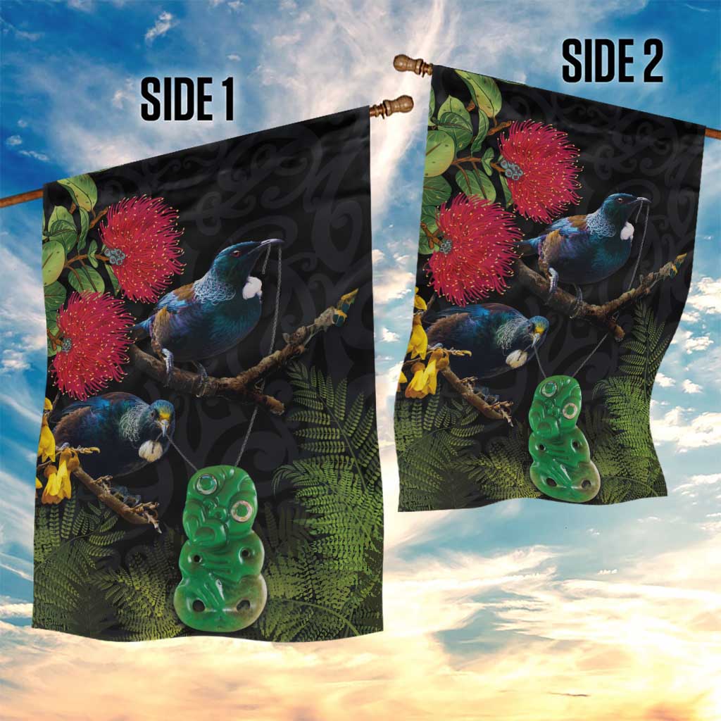 New Zealand Tui Garden Flag Guardians of the Hei Tiki - Maori Art and Plants LT03 - Polynesian Pride