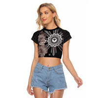 Hawaii and Philippines Together Raglan Cropped T Shirt Hibiscus Flower and Sun Badge Polynesian Pattern Grayscale LT03 Female Black - Polynesian Pride